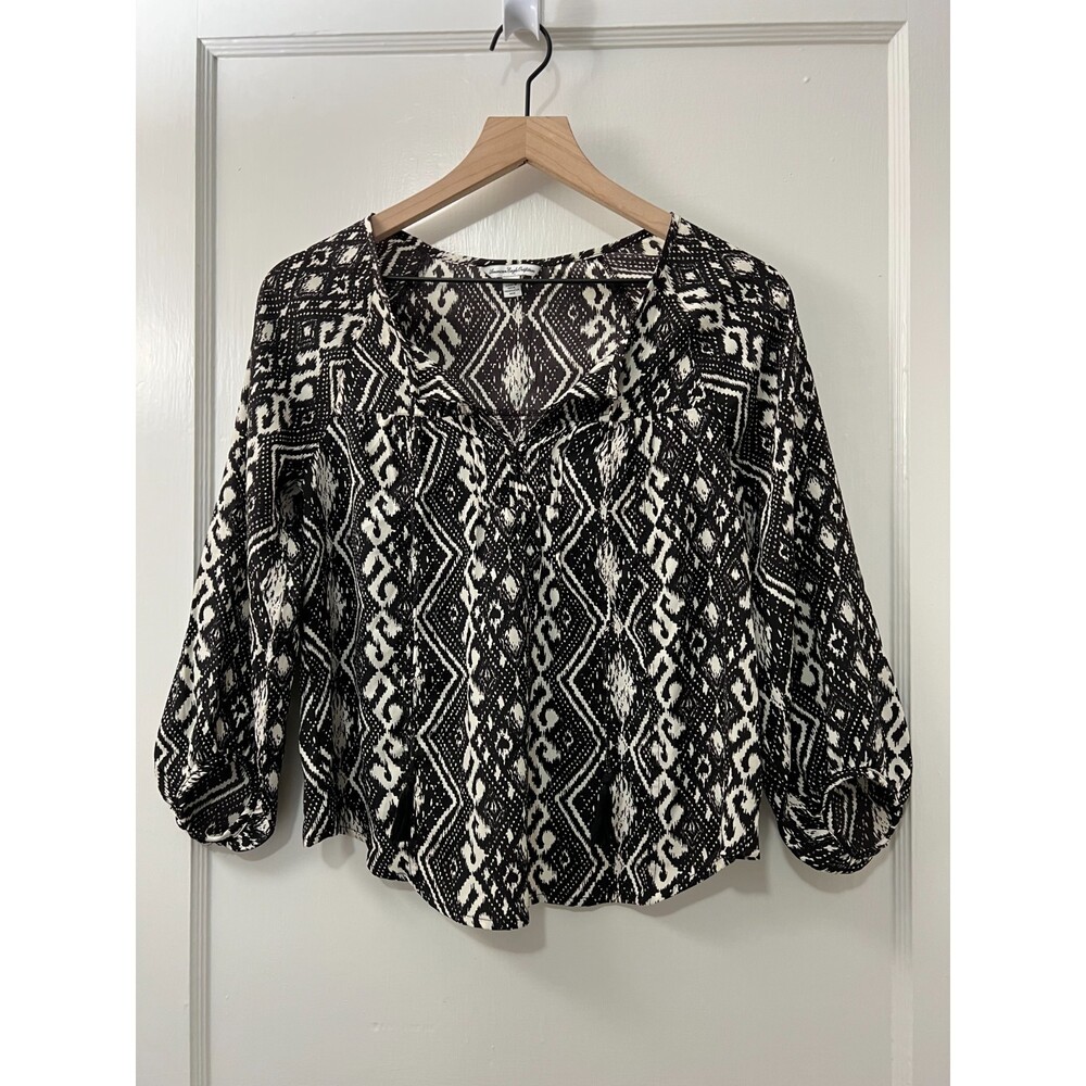 American Eagle Women's Southwestern Top Black White Aztec Print Size XS
